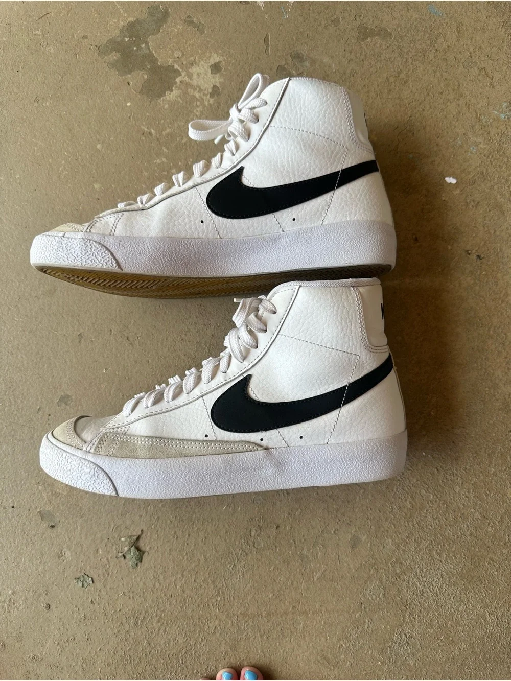 Nike White & Black High-Top Kids Sneakers